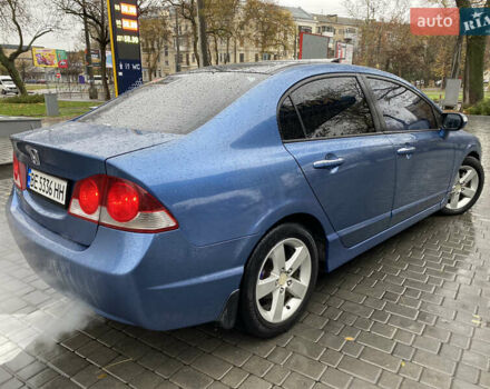 Синий Хонда Цивик, объемом двигателя 1.8 л и пробегом 237 тыс. км за 6000 $, фото 3 на Automoto.ua