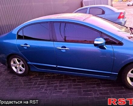 Синий Хонда Цивик, объемом двигателя 1.8 л и пробегом 207 тыс. км за 6000 $, фото 3 на Automoto.ua