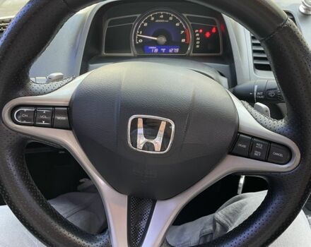 Синий Хонда Цивик, объемом двигателя 1.8 л и пробегом 214 тыс. км за 5000 $, фото 8 на Automoto.ua