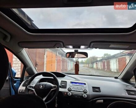 Синій Хонда Сівік, об'ємом двигуна 1.8 л та пробігом 315 тис. км за 6000 $, фото 10 на Automoto.ua