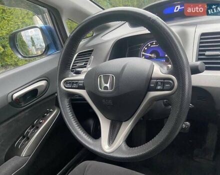 Синий Хонда Цивик, объемом двигателя 1.8 л и пробегом 170 тыс. км за 7300 $, фото 18 на Automoto.ua