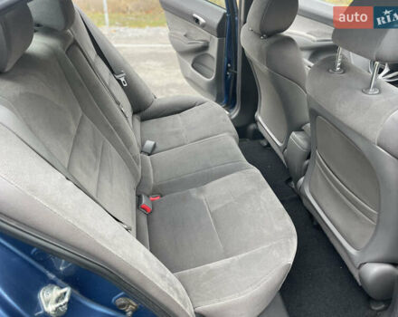 Хонда Цивик 2007 в Каменское - Днепродзержинск на Automoto.ua Синий Хонда Цивик, объемом двигателя 1.34 л и пробегом 239 тыс. км за 5477 $, фото 15 на Automoto.ua