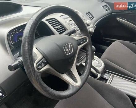 Синий Хонда Цивик, объемом двигателя 1.8 л и пробегом 170 тыс. км за 7300 $, фото 11 на Automoto.ua