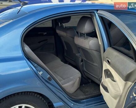 Синий Хонда Цивик, объемом двигателя 1.3 л и пробегом 290 тыс. км за 6199 $, фото 13 на Automoto.ua