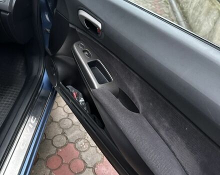 Синий Хонда Цивик, объемом двигателя 1.8 л и пробегом 170 тыс. км за 6600 $, фото 6 на Automoto.ua