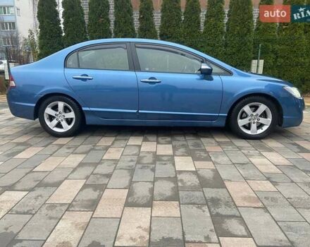 Синий Хонда Цивик, объемом двигателя 1.8 л и пробегом 170 тыс. км за 7300 $, фото 6 на Automoto.ua