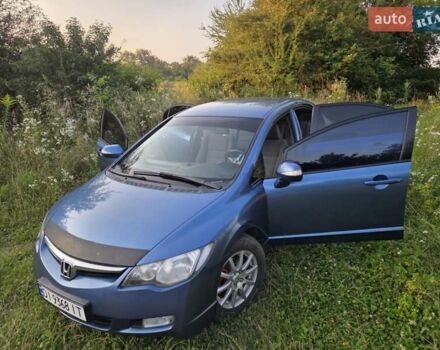 Синий Хонда Цивик, объемом двигателя 1.8 л и пробегом 235 тыс. км за 6500 $, фото 1 на Automoto.ua