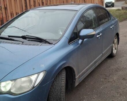 Синий Хонда Цивик, объемом двигателя 1.8 л и пробегом 313 тыс. км за 4600 $, фото 1 на Automoto.ua