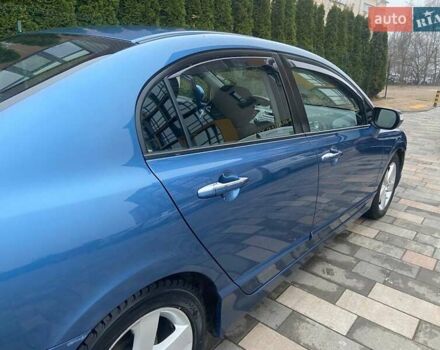 Синий Хонда Цивик, объемом двигателя 1.8 л и пробегом 170 тыс. км за 7300 $, фото 2 на Automoto.ua