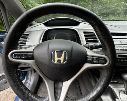 Синій Хонда Сівік, об'ємом двигуна 1.3 л та пробігом 254 тис. км за 6500 $, фото 13 на Automoto.ua