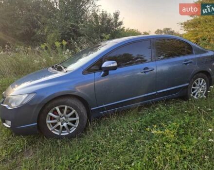 Синий Хонда Цивик, объемом двигателя 1.8 л и пробегом 235 тыс. км за 6500 $, фото 2 на Automoto.ua