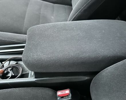 Синий Хонда Цивик, объемом двигателя 1.8 л и пробегом 170 тыс. км за 6600 $, фото 9 на Automoto.ua