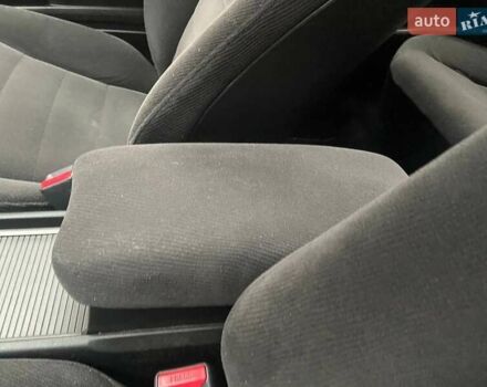 Синий Хонда Цивик, объемом двигателя 1.8 л и пробегом 170 тыс. км за 7300 $, фото 23 на Automoto.ua