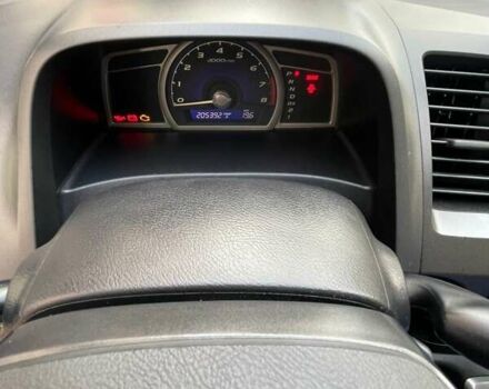 Синій Хонда Сівік, об'ємом двигуна 1.8 л та пробігом 205 тис. км за 6407 $, фото 7 на Automoto.ua