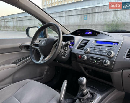 Синій Хонда Сівік, об'ємом двигуна 1.8 л та пробігом 217 тис. км за 5300 $, фото 25 на Automoto.ua