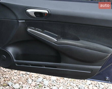 Синий Хонда Цивик, объемом двигателя 1.8 л и пробегом 244 тыс. км за 5999 $, фото 34 на Automoto.ua