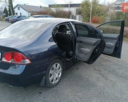 Синий Хонда Цивик, объемом двигателя 1.8 л и пробегом 218 тыс. км за 5000 $, фото 6 на Automoto.ua