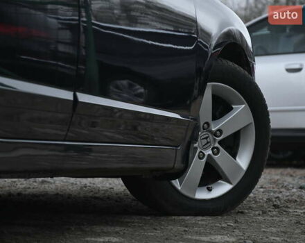 Синий Хонда Цивик, объемом двигателя 1.8 л и пробегом 244 тыс. км за 5999 $, фото 12 на Automoto.ua