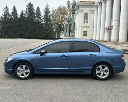 Синий Хонда Цивик, объемом двигателя 1.8 л и пробегом 249 тыс. км за 5600 $, фото 3 на Automoto.ua