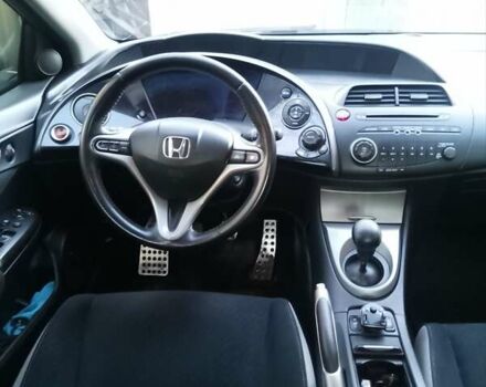 Синий Хонда Цивик, объемом двигателя 1.8 л и пробегом 173 тыс. км за 5100 $, фото 6 на Automoto.ua