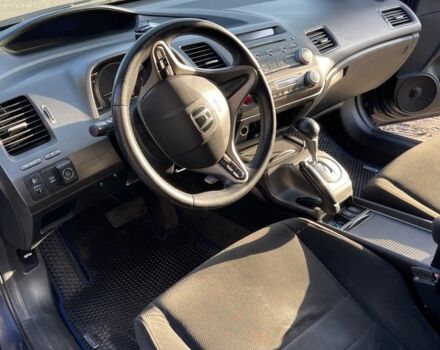 Синий Хонда Цивик, объемом двигателя 1.8 л и пробегом 201 тыс. км за 6499 $, фото 10 на Automoto.ua