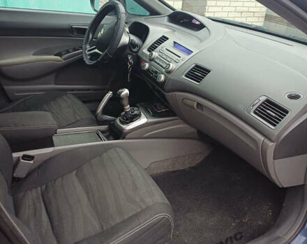 Синий Хонда Цивик, объемом двигателя 1.8 л и пробегом 222 тыс. км за 5500 $, фото 8 на Automoto.ua