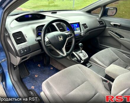 Синий Хонда Цивик, объемом двигателя 1.3 л и пробегом 228 тыс. км за 6700 $, фото 10 на Automoto.ua