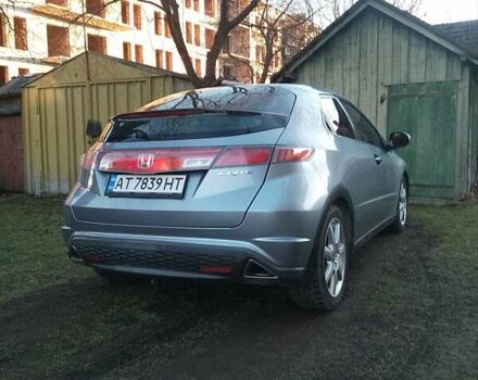 Синий Хонда Цивик, объемом двигателя 1.8 л и пробегом 173 тыс. км за 5100 $, фото 3 на Automoto.ua