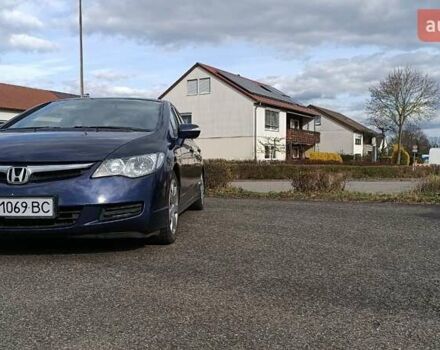 Синий Хонда Цивик, объемом двигателя 1.8 л и пробегом 218 тыс. км за 5000 $, фото 1 на Automoto.ua