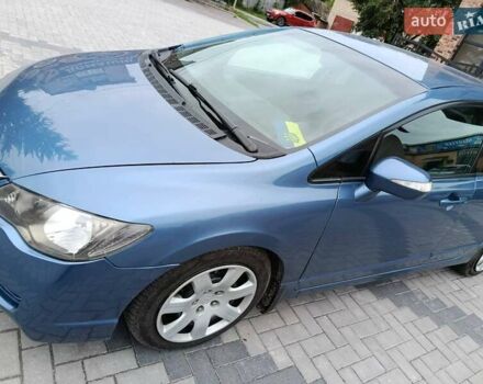 Синій Хонда Сівік, об'ємом двигуна 1.8 л та пробігом 220 тис. км за 6000 $, фото 4 на Automoto.ua