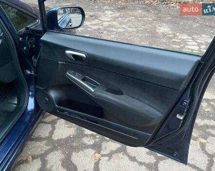 Синий Хонда Цивик, объемом двигателя 1.8 л и пробегом 132 тыс. км за 6500 $, фото 27 на Automoto.ua