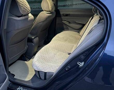 Синий Хонда Цивик, объемом двигателя 1.8 л и пробегом 279 тыс. км за 6200 $, фото 4 на Automoto.ua