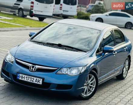 Синий Хонда Цивик, объемом двигателя 1.8 л и пробегом 222 тыс. км за 5850 $, фото 3 на Automoto.ua