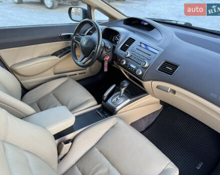 Синій Хонда Сівік, об'ємом двигуна 1.3 л та пробігом 204 тис. км за 6690 $, фото 25 на Automoto.ua