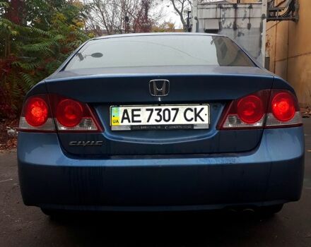 Синий Хонда Цивик, объемом двигателя 1.8 л и пробегом 211 тыс. км за 7500 $, фото 1 на Automoto.ua