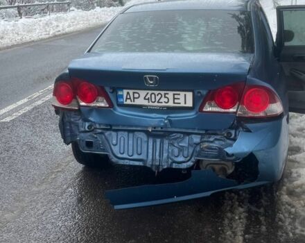 Синий Хонда Цивик, объемом двигателя 1.8 л и пробегом 228 тыс. км за 3300 $, фото 8 на Automoto.ua