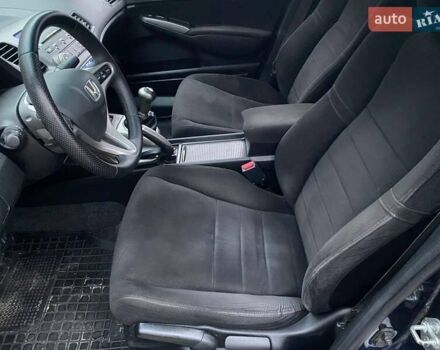 Синий Хонда Цивик, объемом двигателя 1.8 л и пробегом 132 тыс. км за 6500 $, фото 19 на Automoto.ua