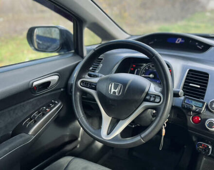 Синий Хонда Цивик, объемом двигателя 1.34 л и пробегом 191 тыс. км за 6600 $, фото 27 на Automoto.ua