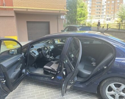 Синий Хонда Цивик, объемом двигателя 1.3 л и пробегом 237 тыс. км за 5000 $, фото 7 на Automoto.ua