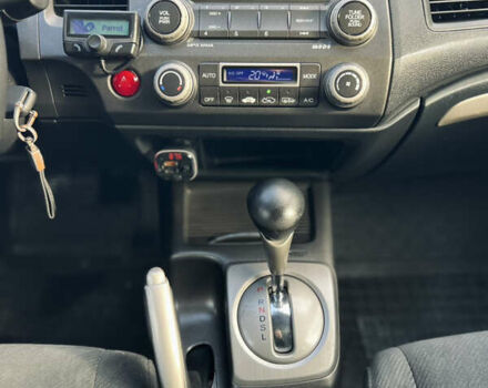 Синий Хонда Цивик, объемом двигателя 1.34 л и пробегом 191 тыс. км за 6600 $, фото 26 на Automoto.ua