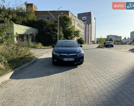 Синій Хонда Сівік, об'ємом двигуна 1.8 л та пробігом 218 тис. км за 9000 $, фото 2 на Automoto.ua