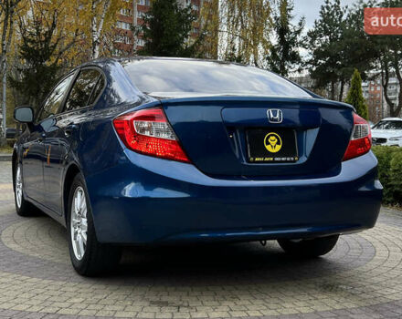 Синий Хонда Цивик, объемом двигателя 1.8 л и пробегом 219 тыс. км за 6800 $, фото 4 на Automoto.ua