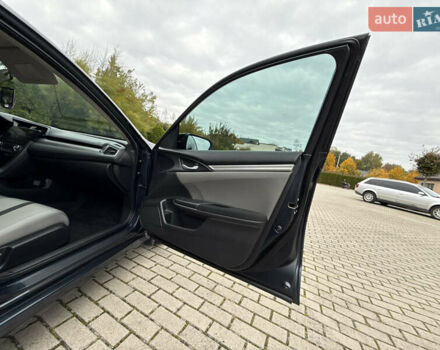 Синий Хонда Цивик, объемом двигателя 2 л и пробегом 148 тыс. км за 12700 $, фото 44 на Automoto.ua