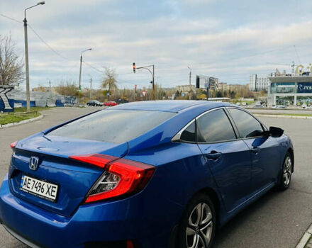 Синий Хонда Цивик, объемом двигателя 2 л и пробегом 120 тыс. км за 12000 $, фото 5 на Automoto.ua