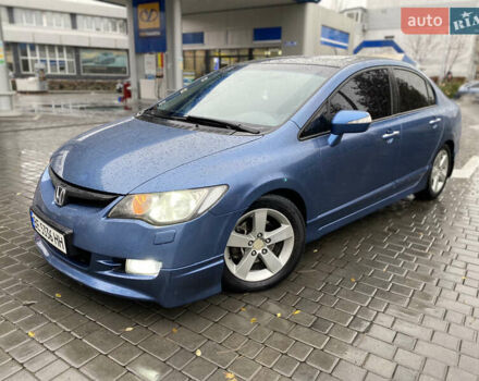 Синий Хонда Цивик, объемом двигателя 1.8 л и пробегом 237 тыс. км за 6000 $, фото 1 на Automoto.ua