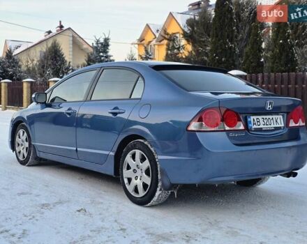 Синий Хонда Цивик, объемом двигателя 1.8 л и пробегом 198 тыс. км за 5550 $, фото 1 на Automoto.ua