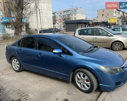 Синий Хонда Цивик, объемом двигателя 1.8 л и пробегом 236 тыс. км за 5200 $, фото 1 на Automoto.ua