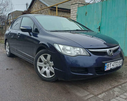 Синий Хонда Цивик, объемом двигателя 1.8 л и пробегом 222 тыс. км за 5500 $, фото 1 на Automoto.ua