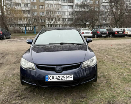Синий Хонда Цивик, объемом двигателя 1.8 л и пробегом 288 тыс. км за 6500 $, фото 1 на Automoto.ua