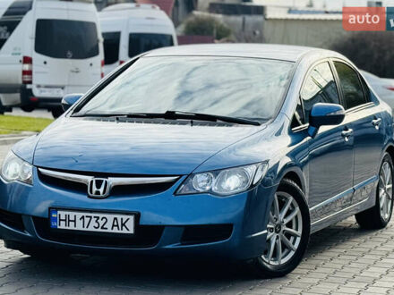 Синий Хонда Цивик, объемом двигателя 1.8 л и пробегом 222 тыс. км за 5850 $, фото 1 на Automoto.ua